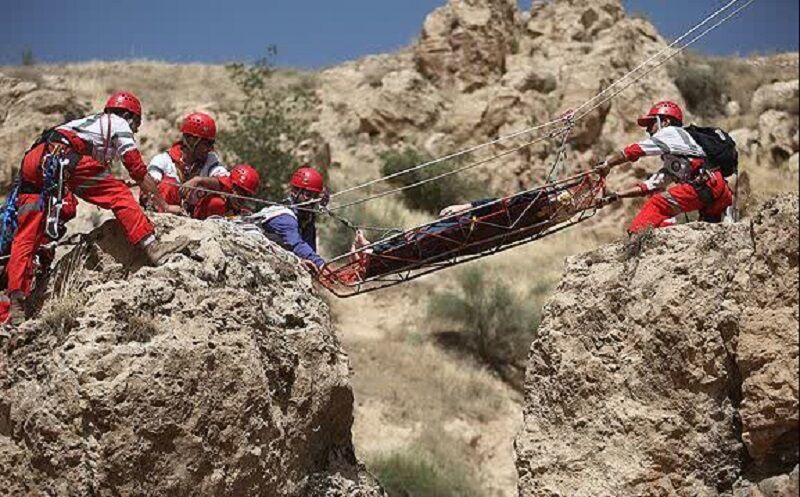 کوهنوردان گمشده در ارتفاعات داورزن نجات یافتند