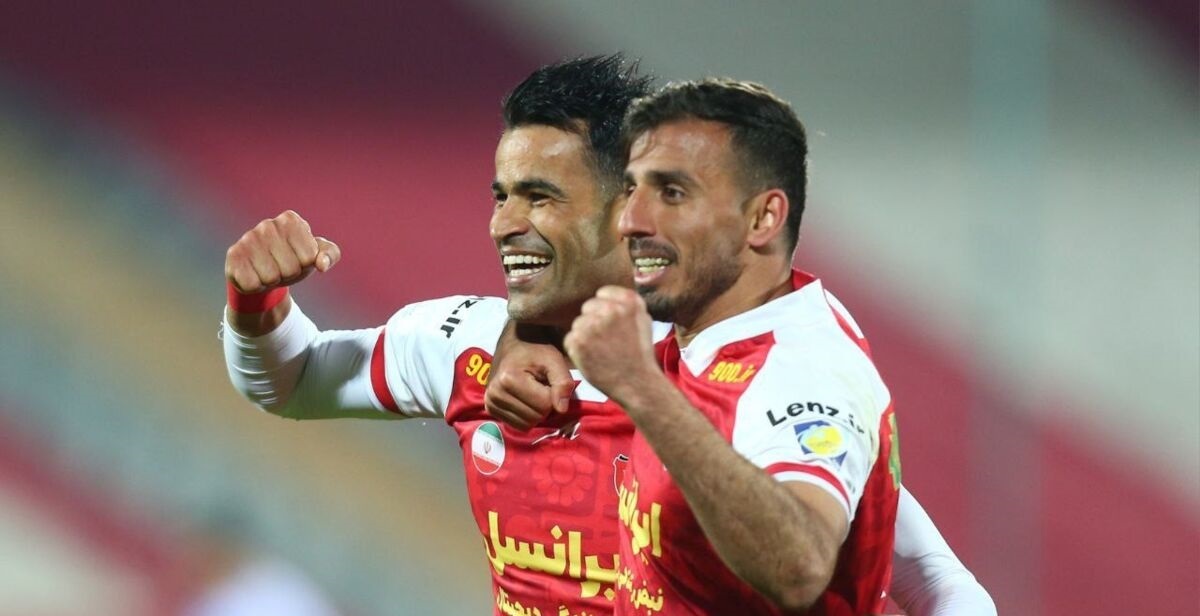 پرسپولیس | پرسپولیسی خداحافظی دو پرسپولیسی در رختکن با دلخوری!