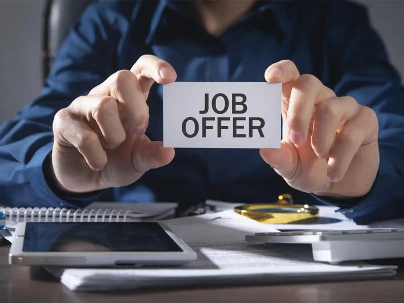 مهاجرت کاری به کانادا بدون داشتن جاب آفر؛ واقعیت یا خیال؟