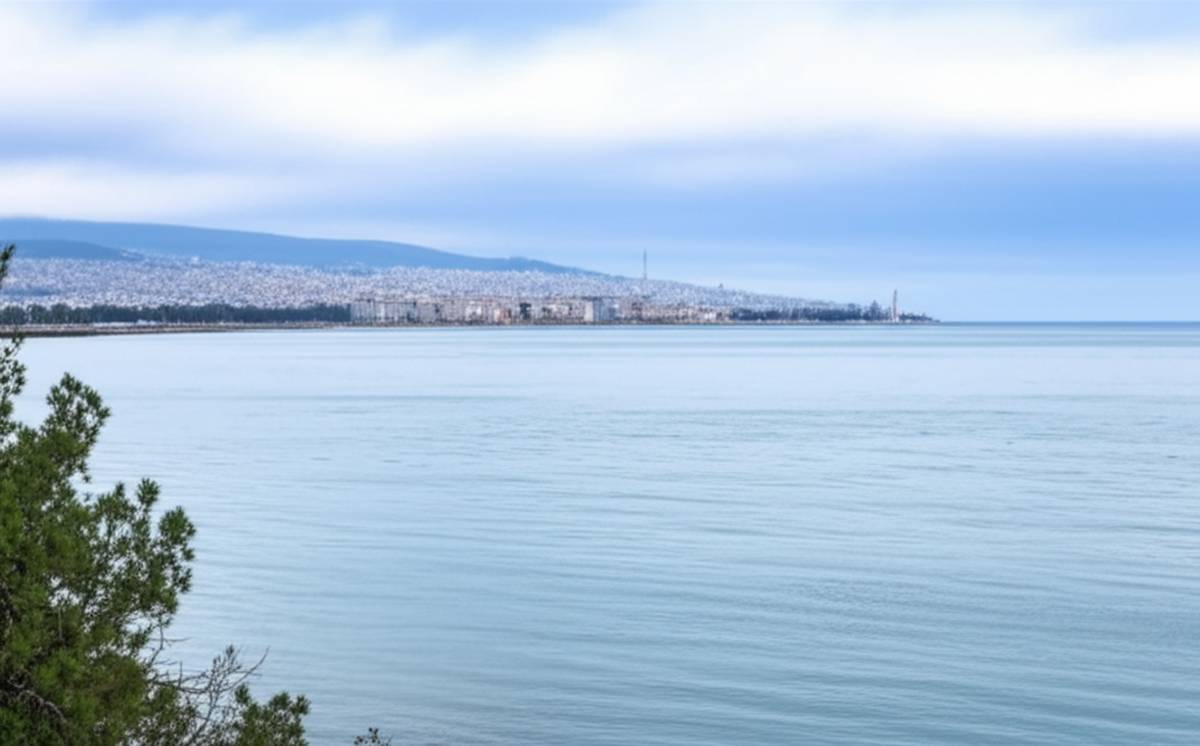 آب و هوای ازمیر در زمستان | دما، بارش و نکات سفر