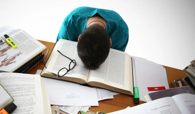 آهنگ | زبان چرا با وجود مطالعه زیاد، نمیتوانیم انگلیسی صحبت کنیم؟